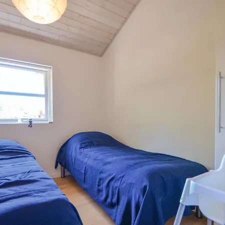 Three-bedroom In Сasa de vacaciones Ebeltoft
